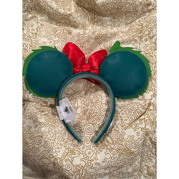 Disney Parks Christmas Holiday Loungefly Wreath Mickey Minnie Mouse Ears